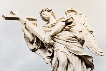 Engel mit Kreuz - Engelsbrücke in Rom
