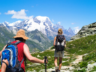 Randonnée face au Mont Blanc