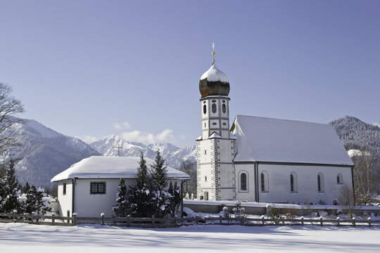schöne kirche in miesbach
