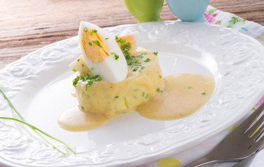 fresh mustard eggs