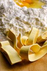 Italian fresh pasta: pappardelle