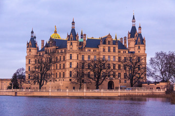 Obraz premium Schweriner stadtschloss