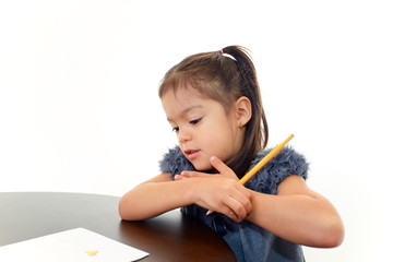 Naklejka premium 勉強に励む女の子