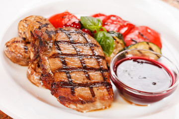 grilled steak with vegetables