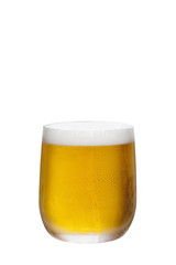 グラスにはいったビール