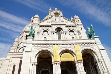 Fototapeta na wymiar A basilica of Sacre-Ceur,is Paris, France