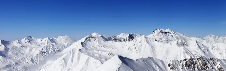 Poster Im Rahmen Panorama der verschneiten Berge © BSANI