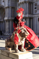 Fototapeta na wymiar Maski karnawałowe w Wenecji 2013
