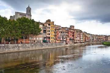 Fototapeta premium Colorful houses and apartments in the historic city of Girona