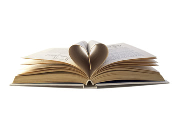 Книга и страницы в виде сердца
