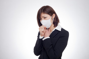 咳が止まらない女性