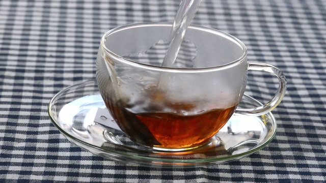 Tee