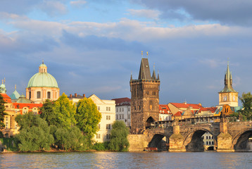 Fototapeta na wymiar Praga przed burzą