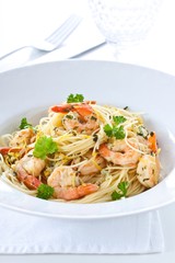 Shrimp pasta with lemon and parsley
