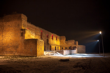 Old castle by night © Nivellen77