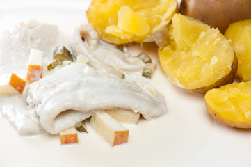 Heringsfilet mit Kartoffeln