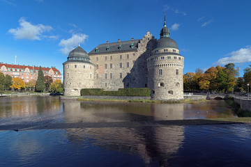 Fototapeta na wymiar Zamek Orebro, Szwecja