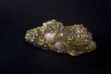 Calcopirite and dolomite