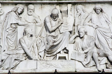 marble sculpture on Albert memorial celebrating culture.  - obrazy, fototapety, plakaty