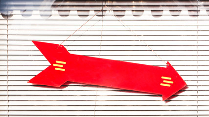 arrow sign