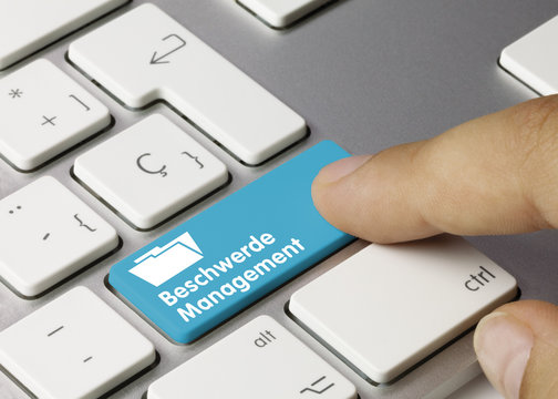 Beschwerde Management Tastatur Finger