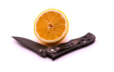 lemon and knife