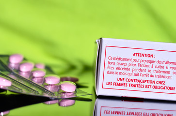 traitement,contre-indication chez les femmes enceintes