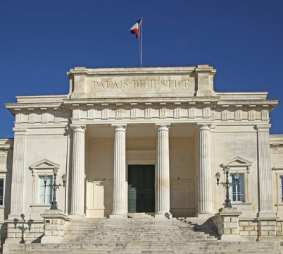 Palais de justice de Saintes