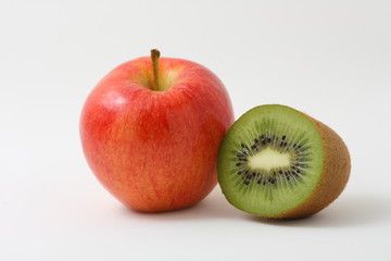 Manzana y kiwi