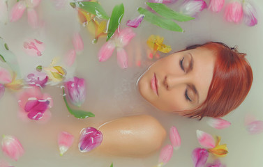 Obraz na płótnie Canvas relaxation in bath
