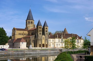 Naklejka premium Paray-le-Monial Sacre-Coeur 01