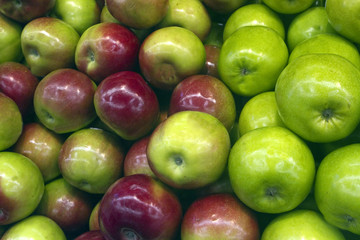 Red and Green Apples