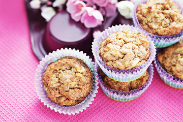 apple muffins