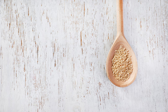 Wooden spoon with beniseed. Copy of a series.