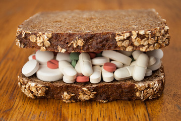 Daily bread - Drug sandwich