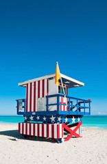 Fototapeta premium Lifeguard Tower in South Beach, Miami Beach, Florida