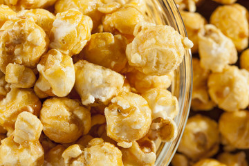 Homemade Fresh Popped Caramel PopCorn