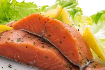 Salmon steaks sprinkled with parsley sea