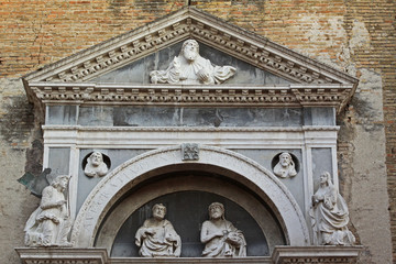 Fototapeta na wymiar Salo, Katedra, wejście