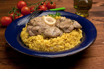 Ossobuco su Risotto allo zafferano