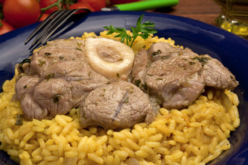 Ossobuco su Risotto allo zafferano