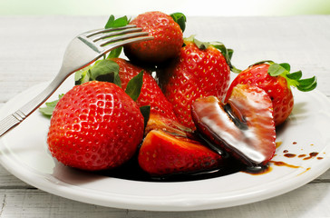 strawberries with balsamic vinegar