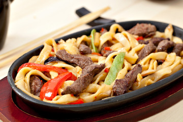 noodles with beef