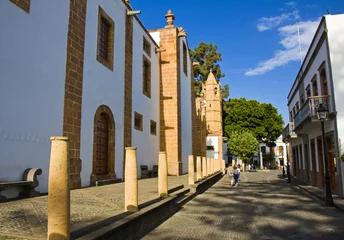 Afwasbaar fotobehang colorful historic town Teror in Grand Canaria Island, Spain © anilah