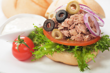 Tuna sandwich