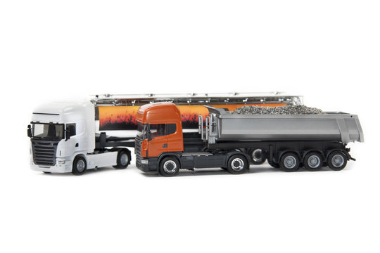 toy heavy trucks