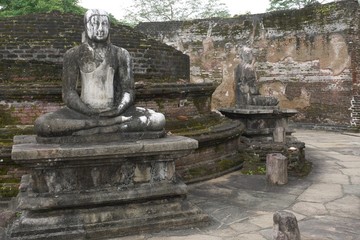 Sitting Buddha in Vatadage in Polonnaruwa