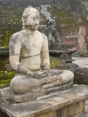 Fototapeta na wymiar Sitting Buddha in Vatadage in Polonnaruwa