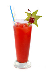 martini cocktail with ice and carom