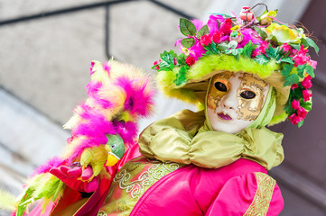 Fototapeta na wymiar Femme masquée carnaval